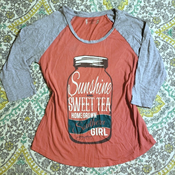 Red Camel Tops - 3/$20 Red Camel graphic baseball tee
